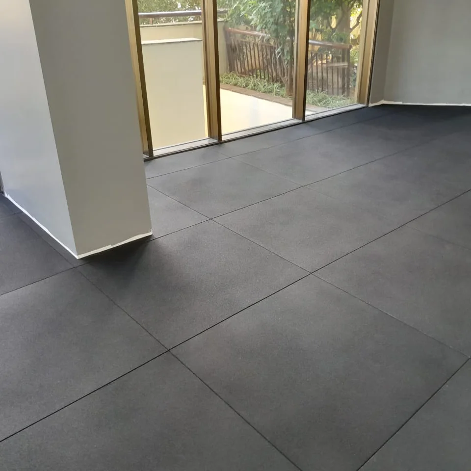 Piso de borracha reciclado para Play Ground c/ 15, 20, 25 e 30 mm